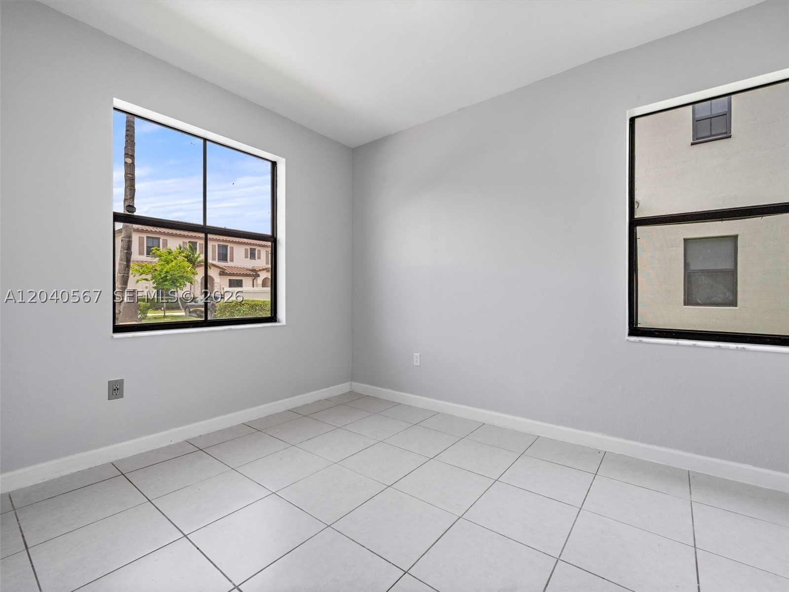 SILVER PALM RESIDENTIAL H - Residential