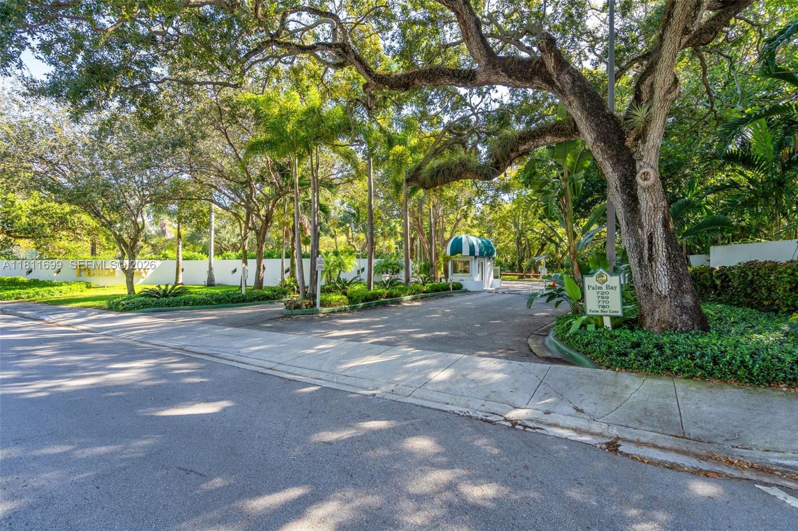PALM BAY CONDOMINIUM - Residential