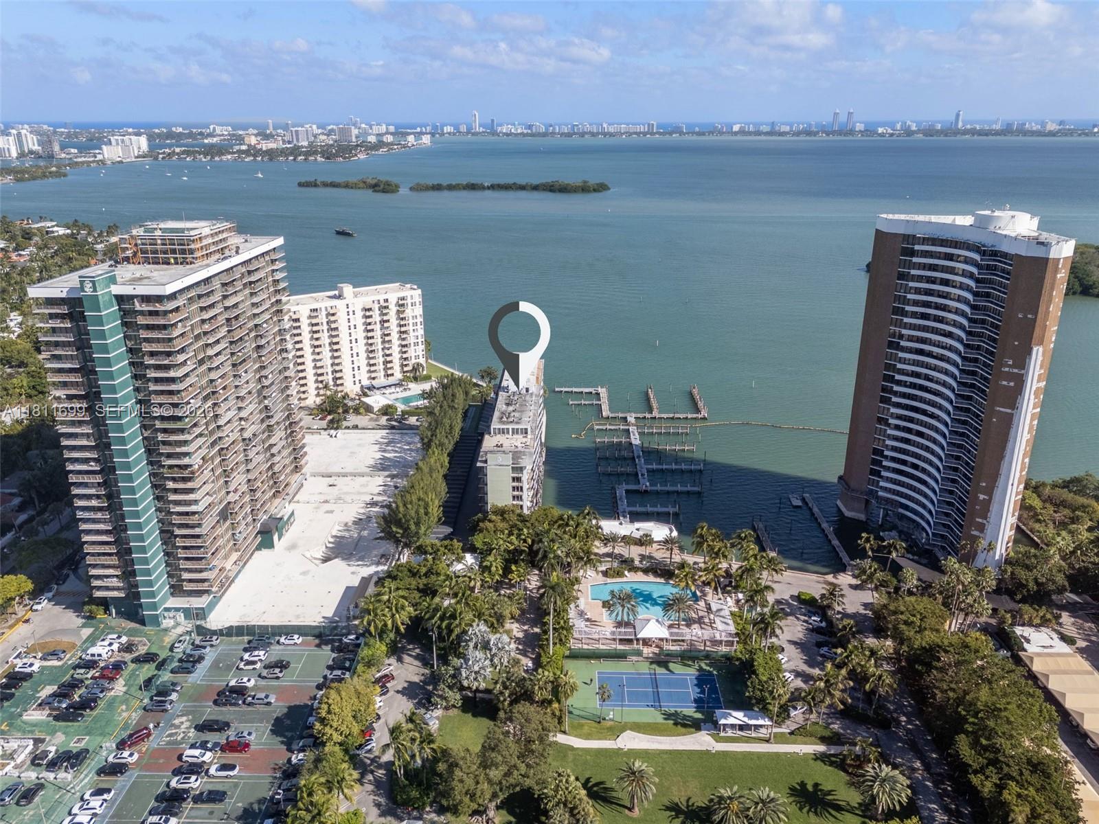 PALM BAY CONDOMINIUM - Residential