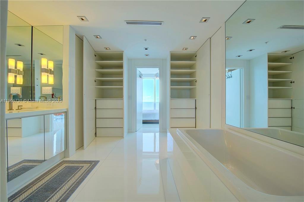 NORTH CARILLON BEACH COND - Residential Lease
