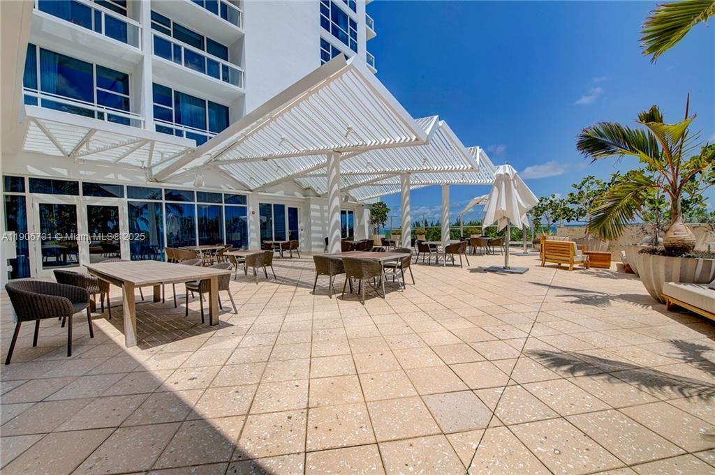 NORTH CARILLON BEACH COND - Residential Lease