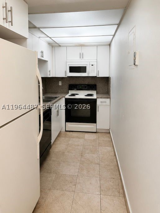 SUNSET VILLAS NO 3 CONDO - Residential