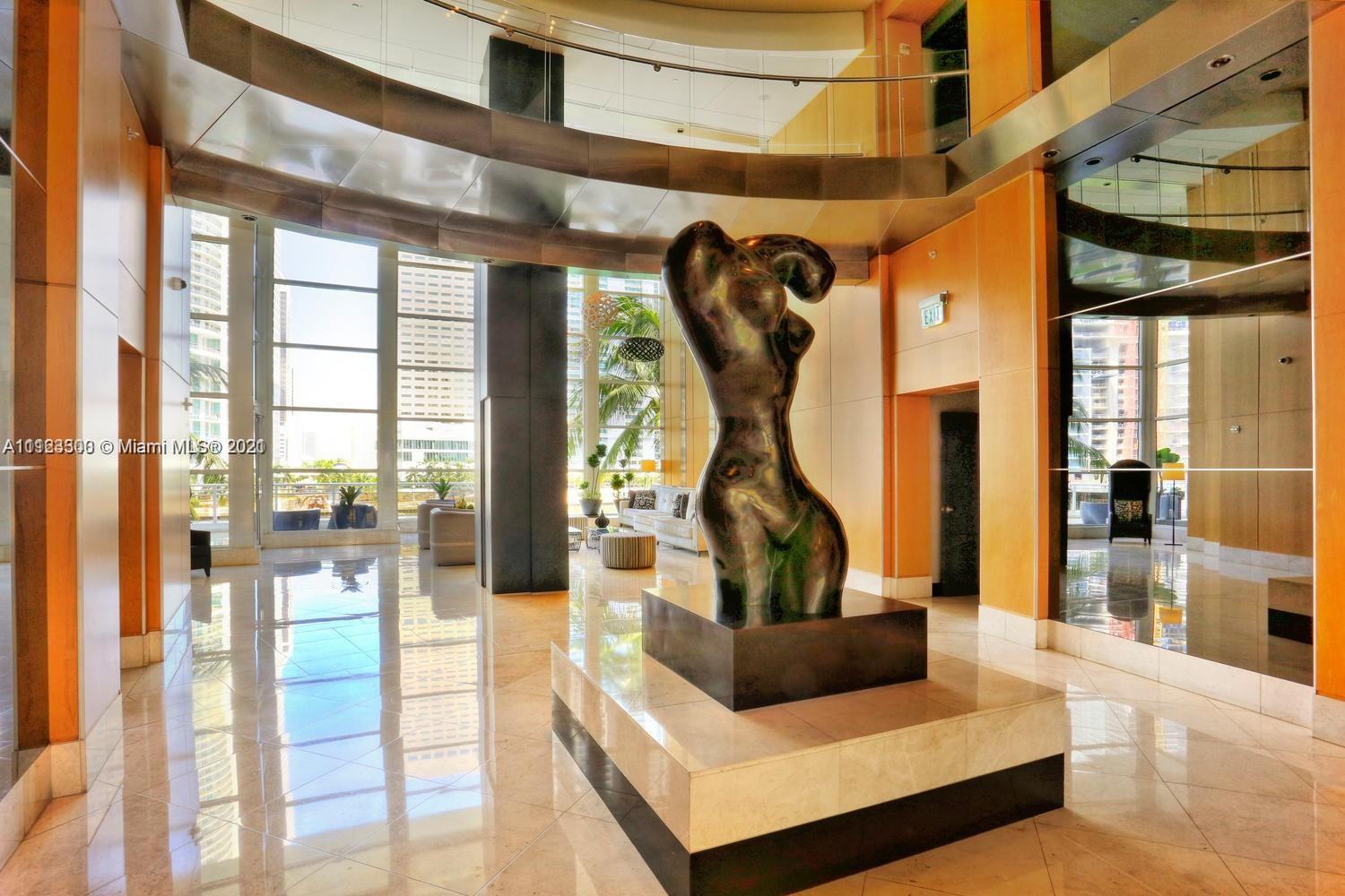 CARBONELL CONDO - Residential