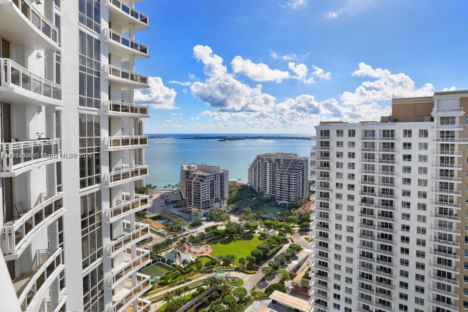 CARBONELL CONDO - Residential