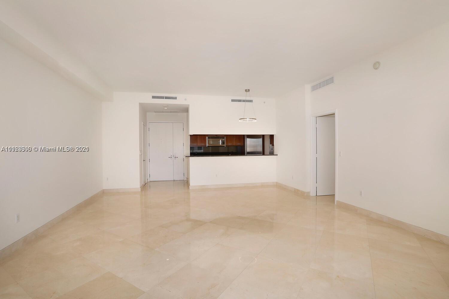 CARBONELL CONDO - Residential