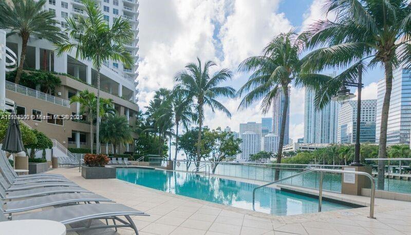 CARBONELL CONDO - Residential