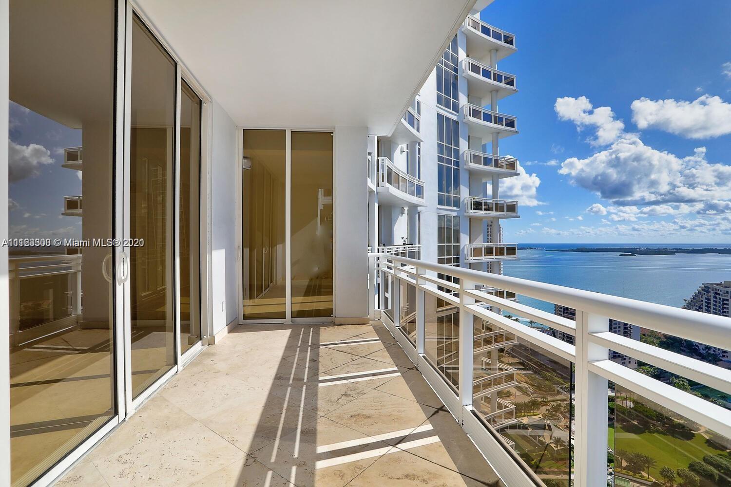 CARBONELL CONDO - Residential