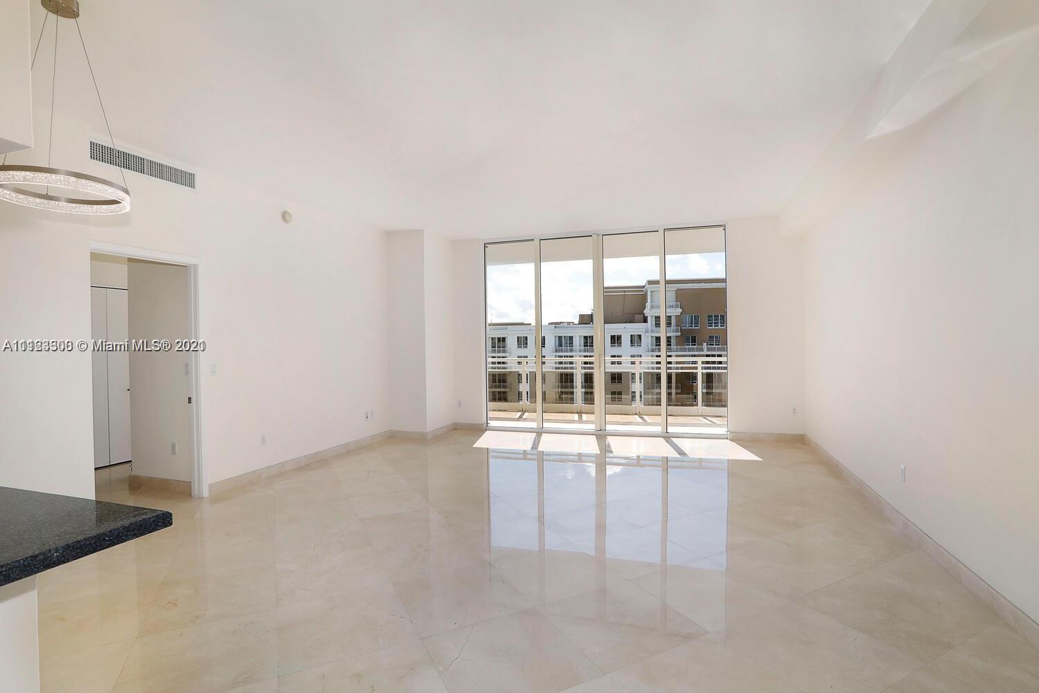 CARBONELL CONDO - Residential