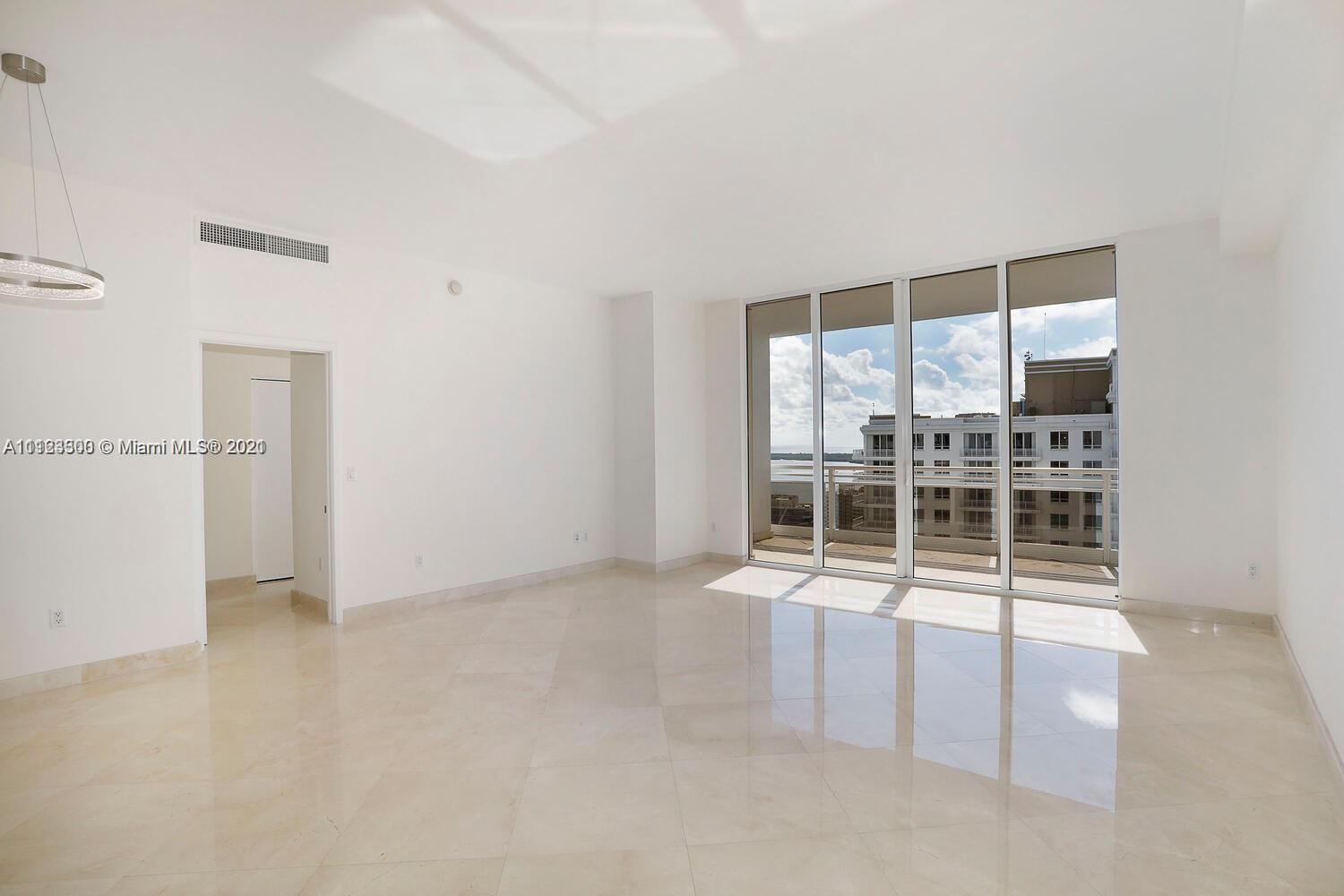 CARBONELL CONDO - Residential