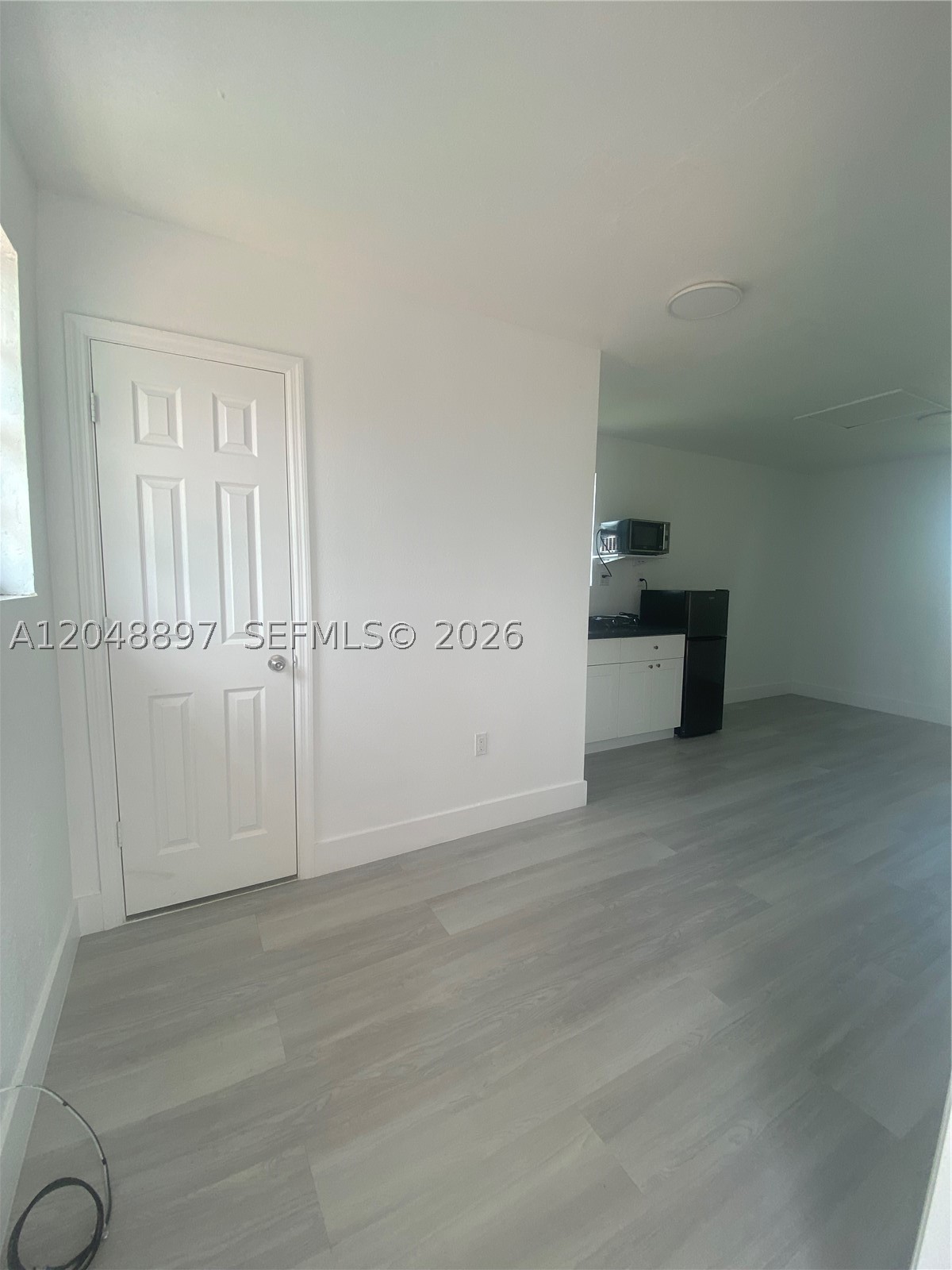 REPLAT OF PORTIONS OF RIC - Residential Lease