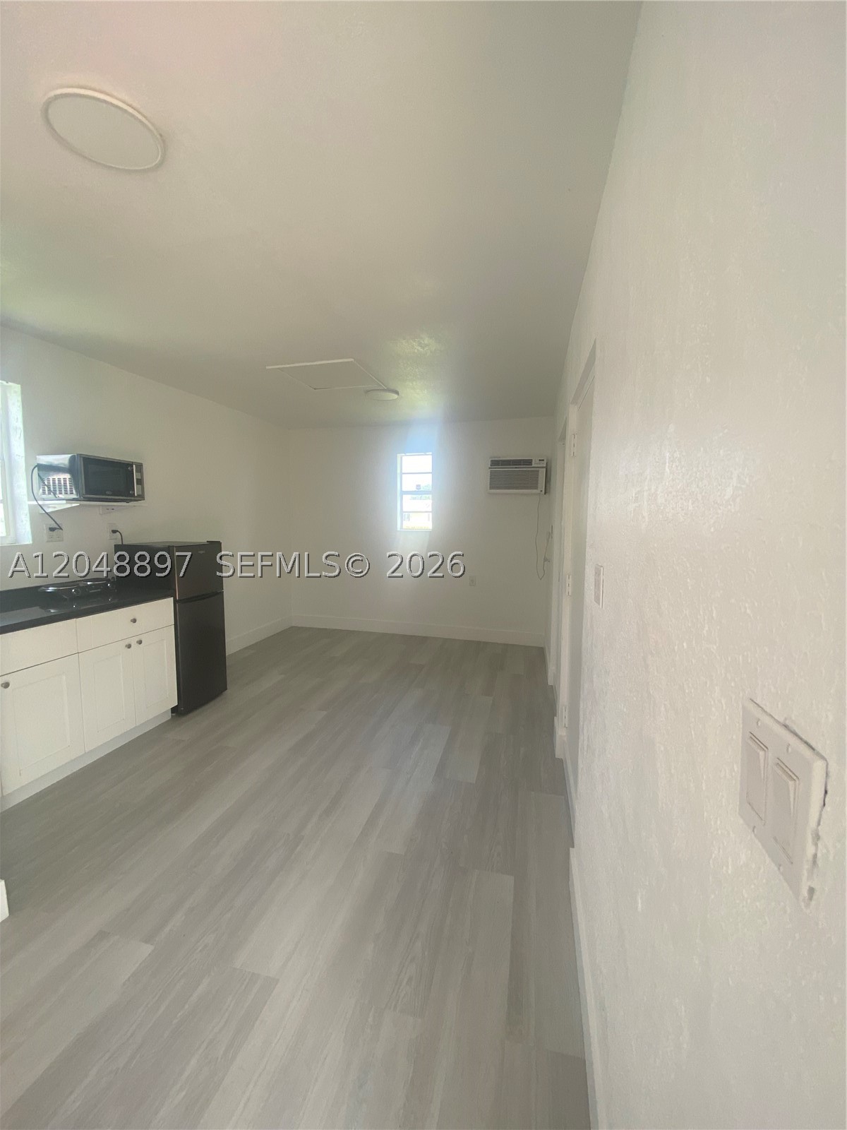 REPLAT OF PORTIONS OF RIC - Residential Lease
