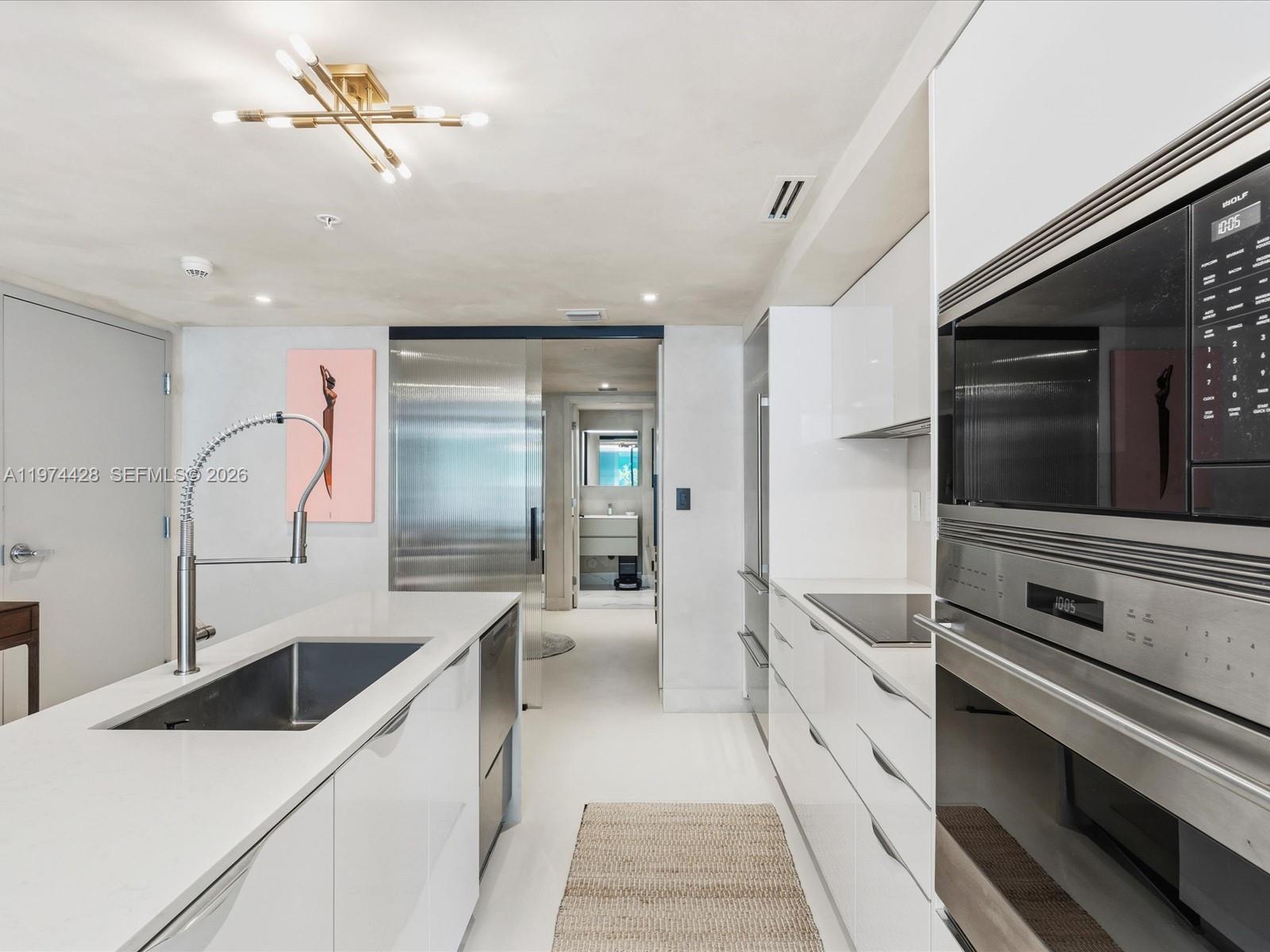 BAY HARBOUR ISLAND - Residential Lease