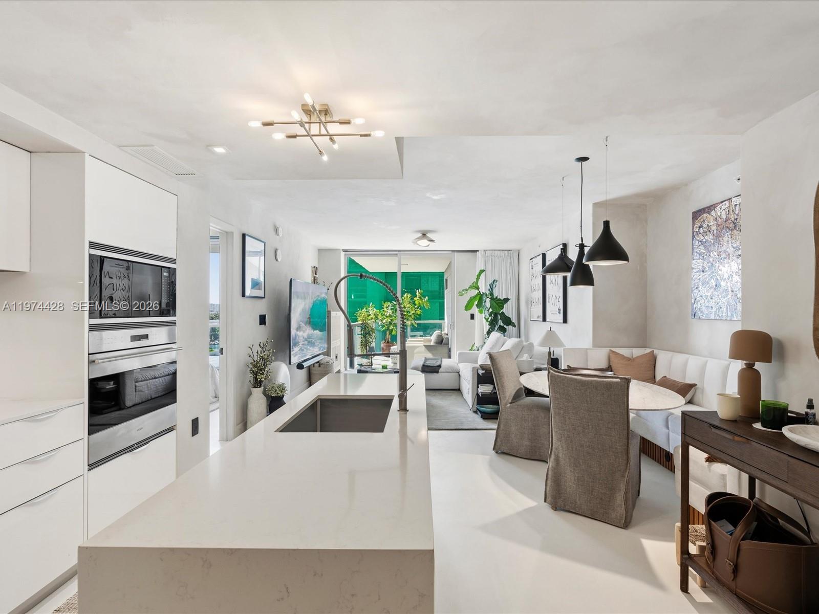BAY HARBOUR ISLAND - Residential Lease