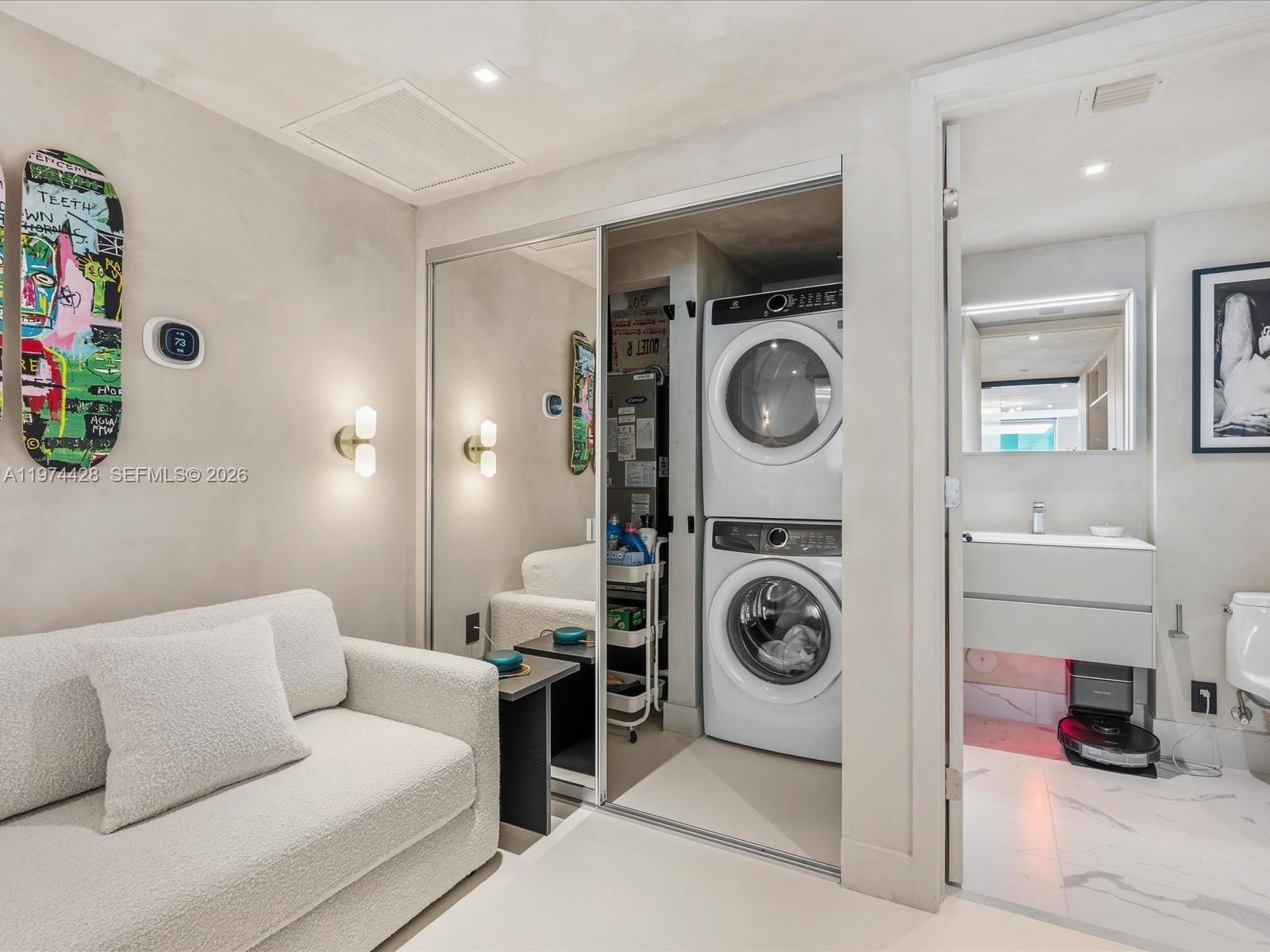 BAY HARBOUR ISLAND - Residential Lease