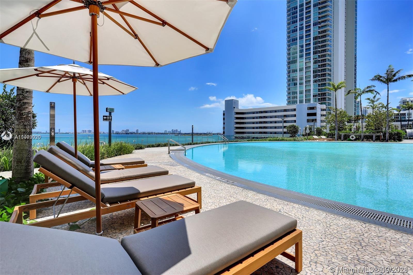 PARAISO BAY CONDO - Residential