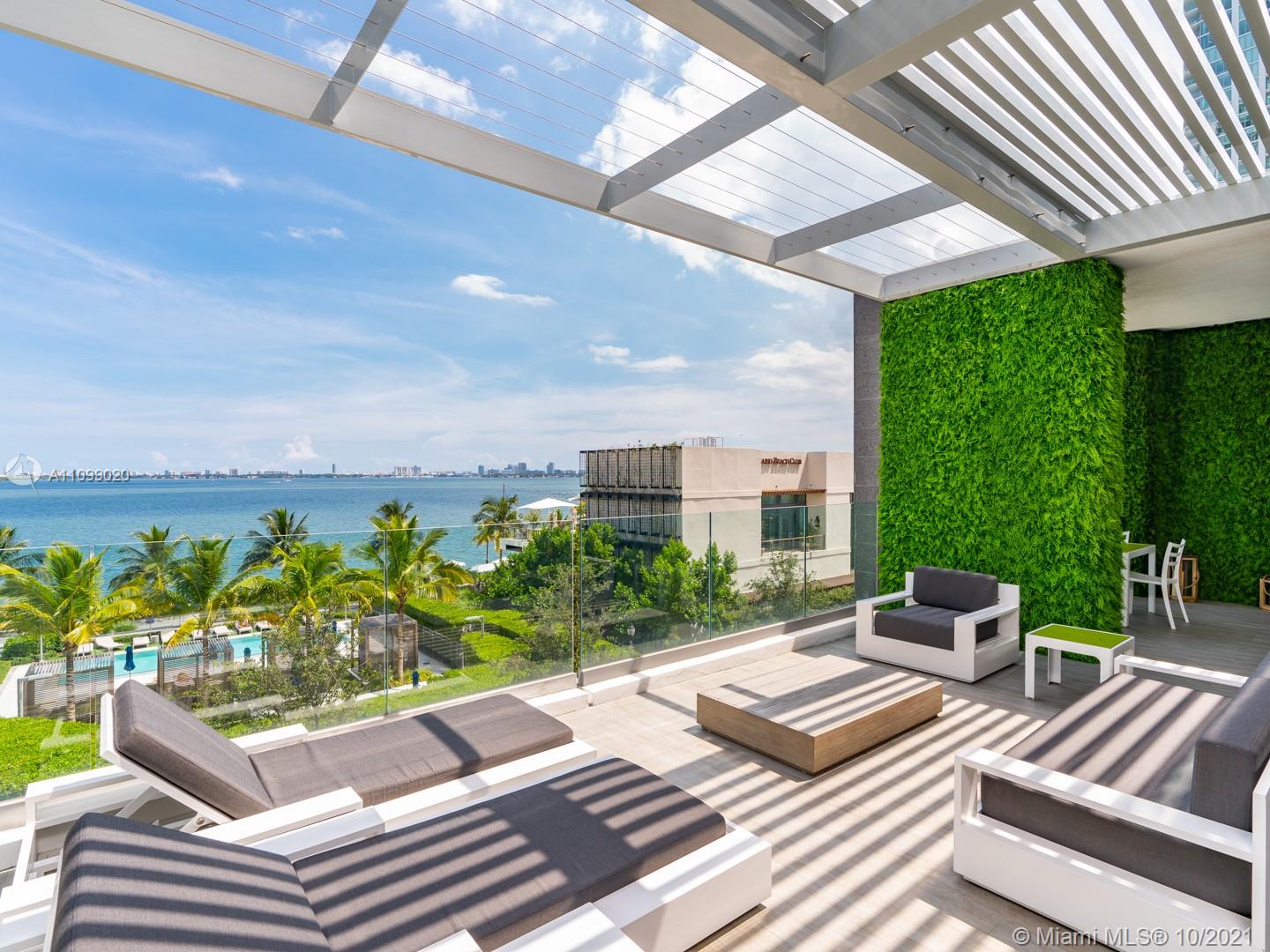 PARAISO BAY CONDO - Residential