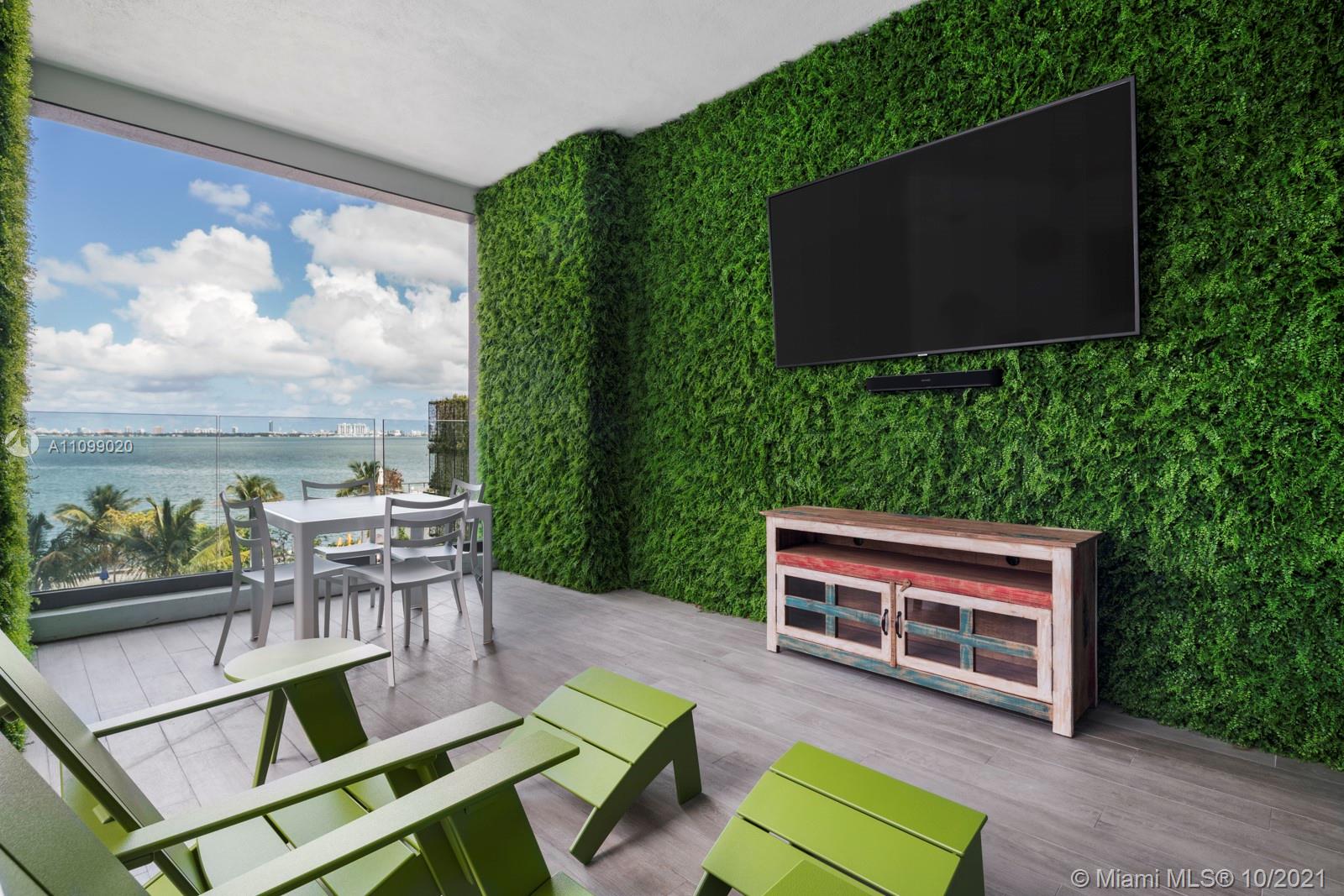 PARAISO BAY CONDO - Residential