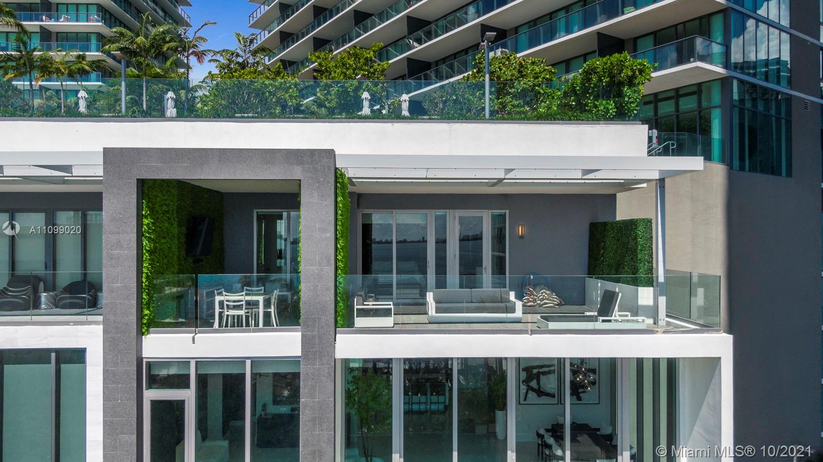 PARAISO BAY CONDO - Residential