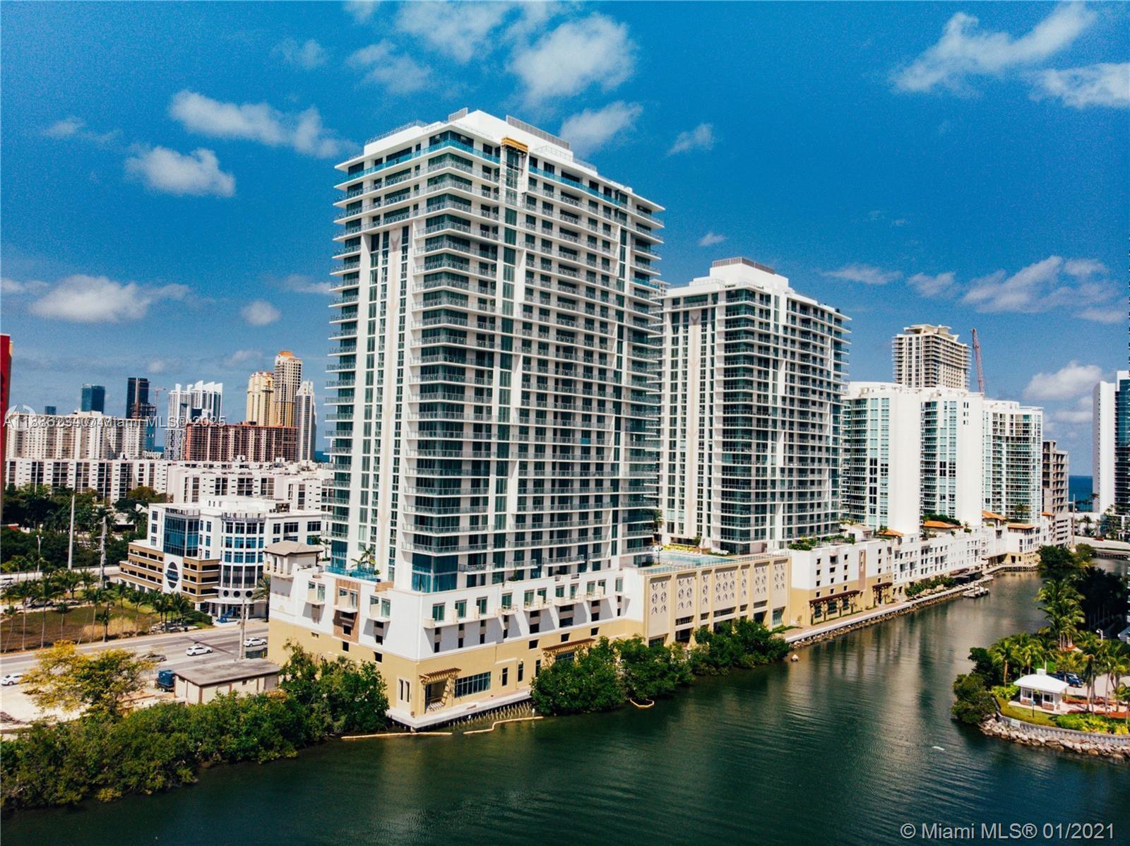 PARQUE TOWERS CONDO - Residential