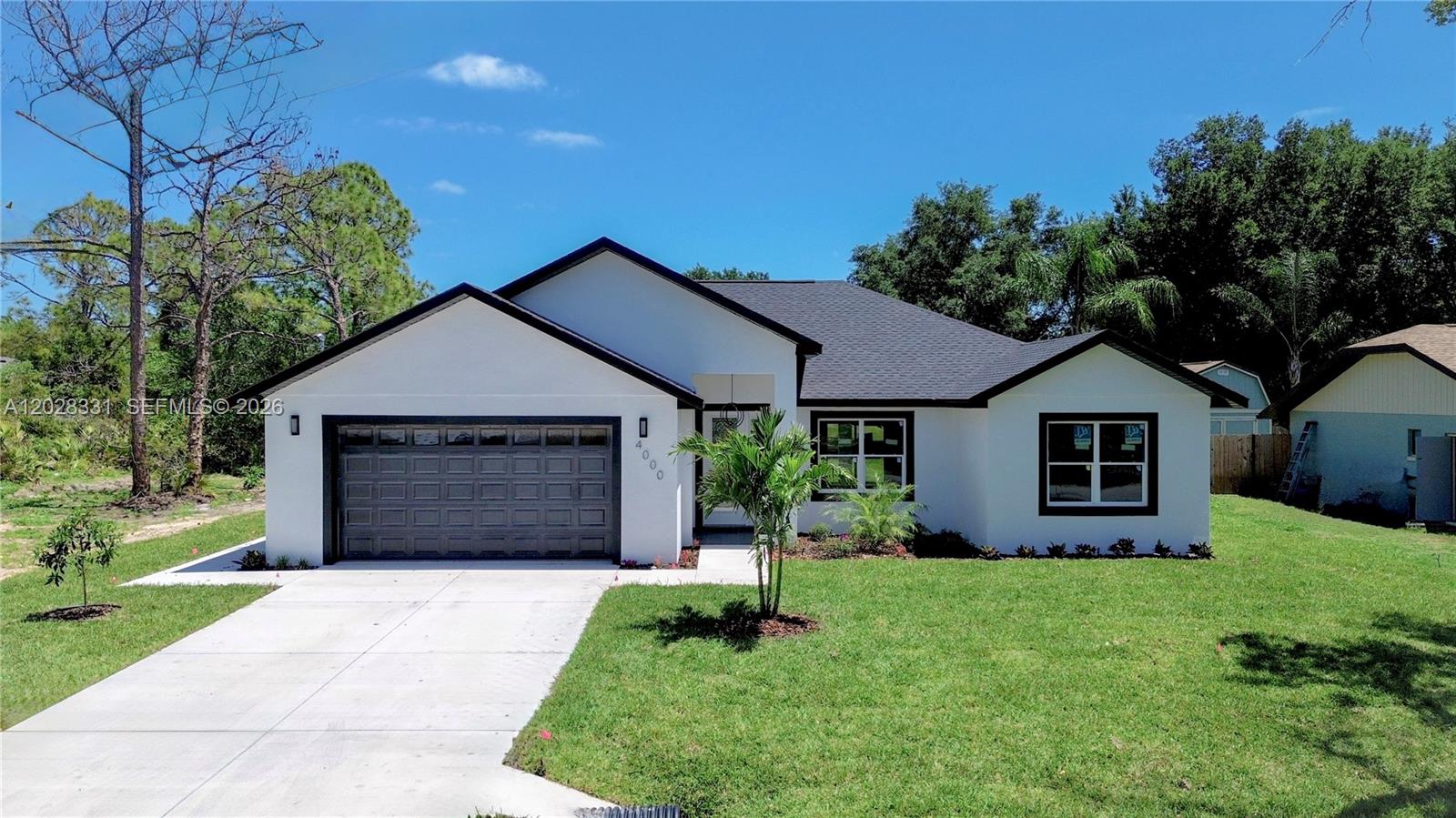 SUN N LAKE EST OF SEBRING - Residential