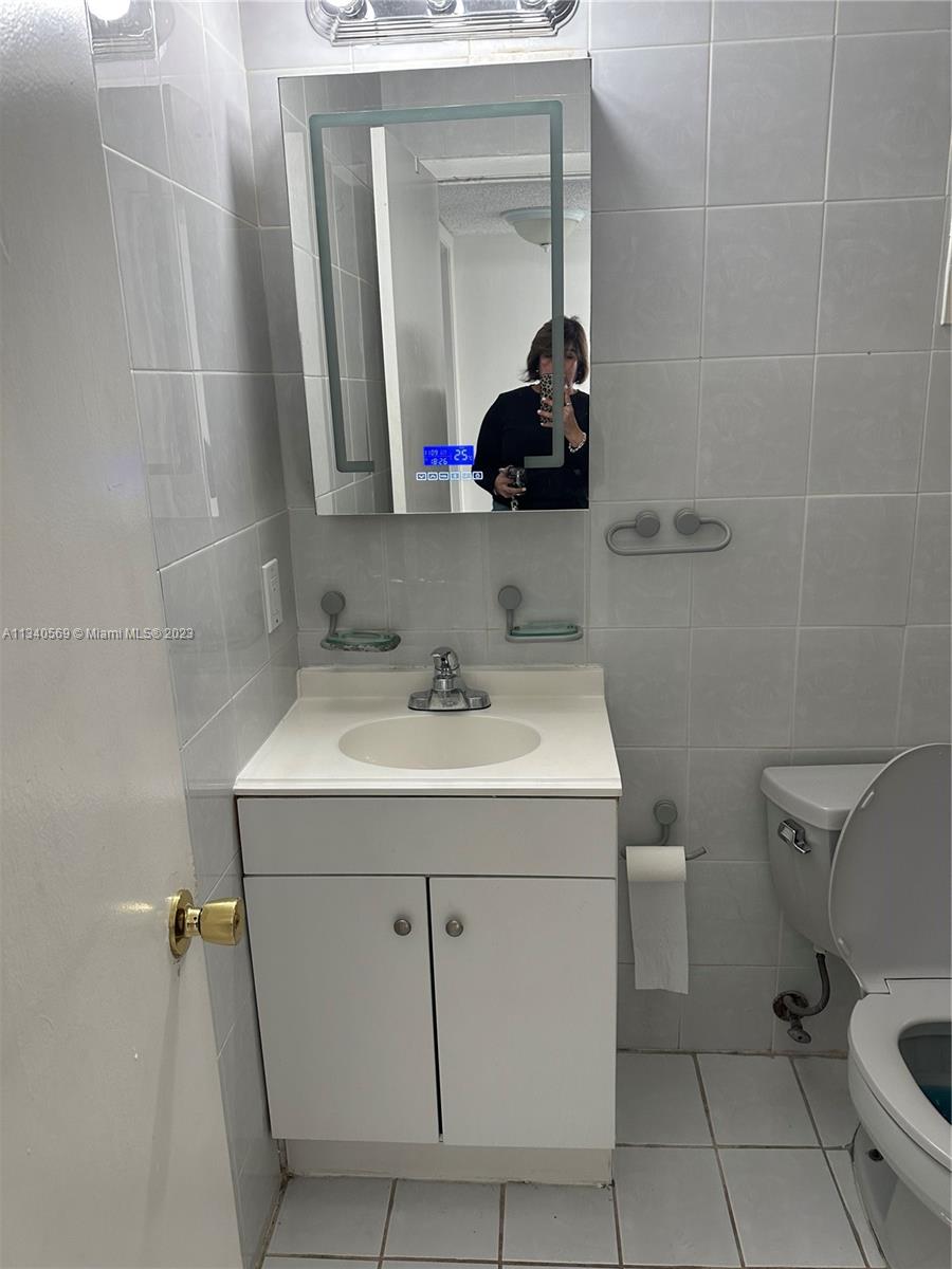 MICHELLE CONDO - Residential Lease