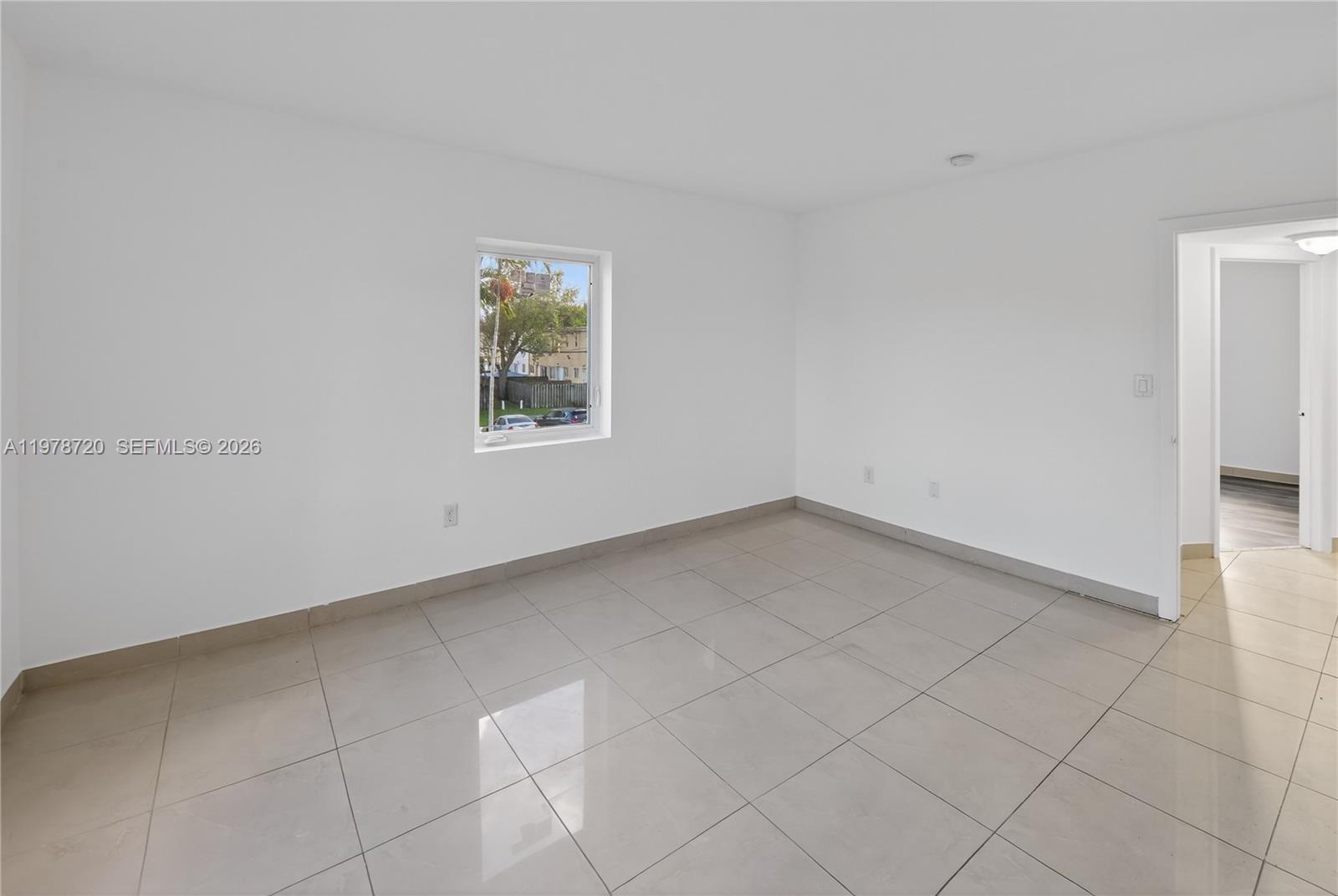 SUNSET PALM VILLAS CONDO - Residential