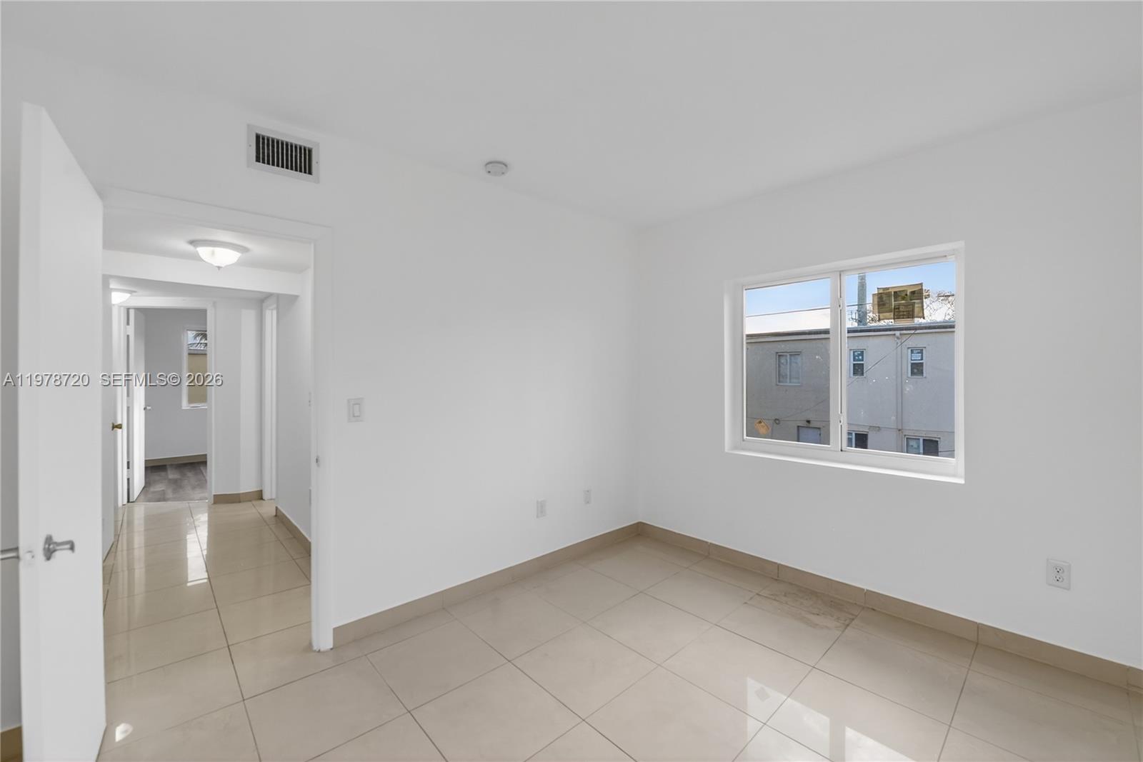 SUNSET PALM VILLAS CONDO - Residential