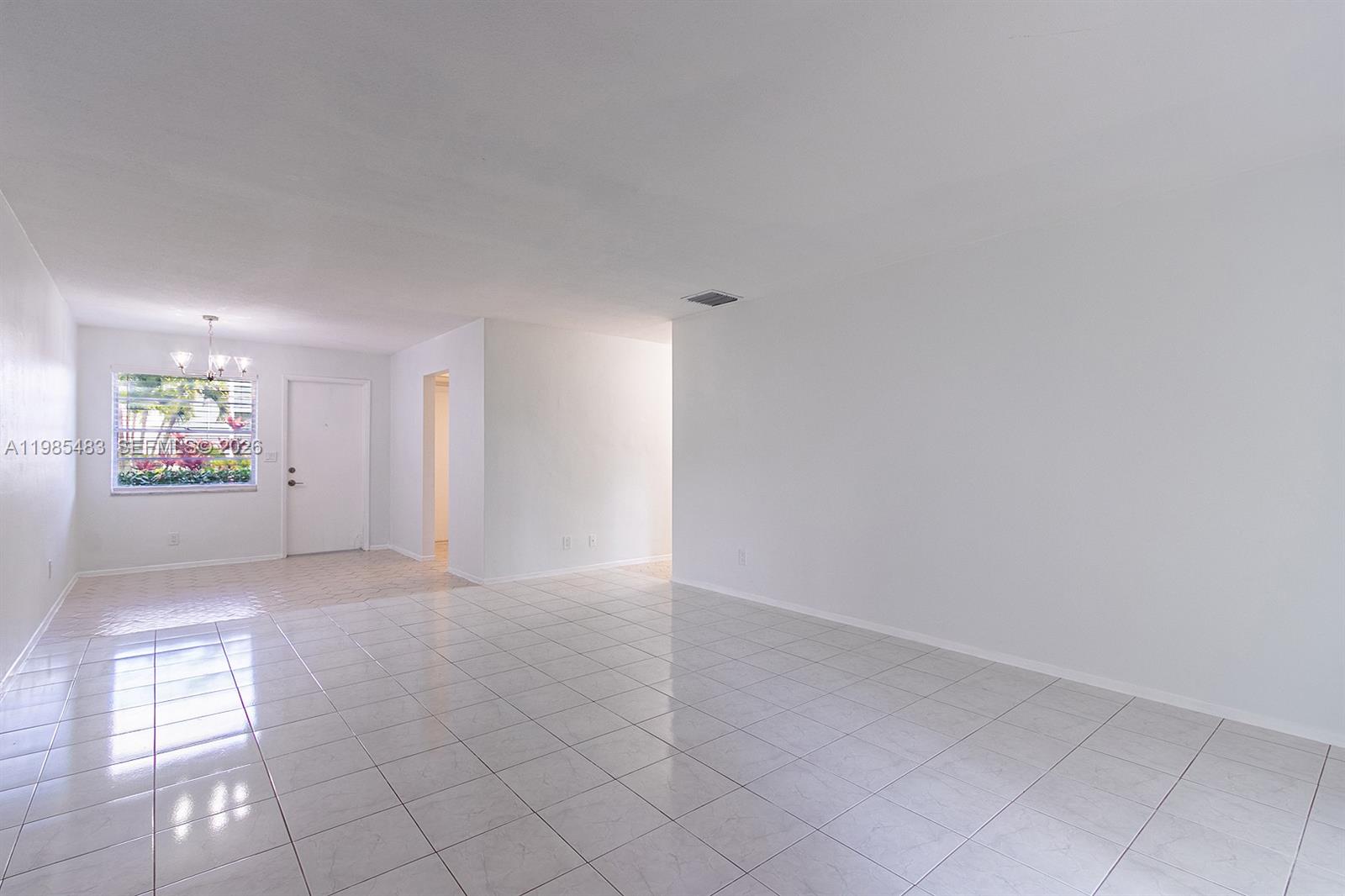 GOLDEN ISLES CONDO APTS - Residential Lease