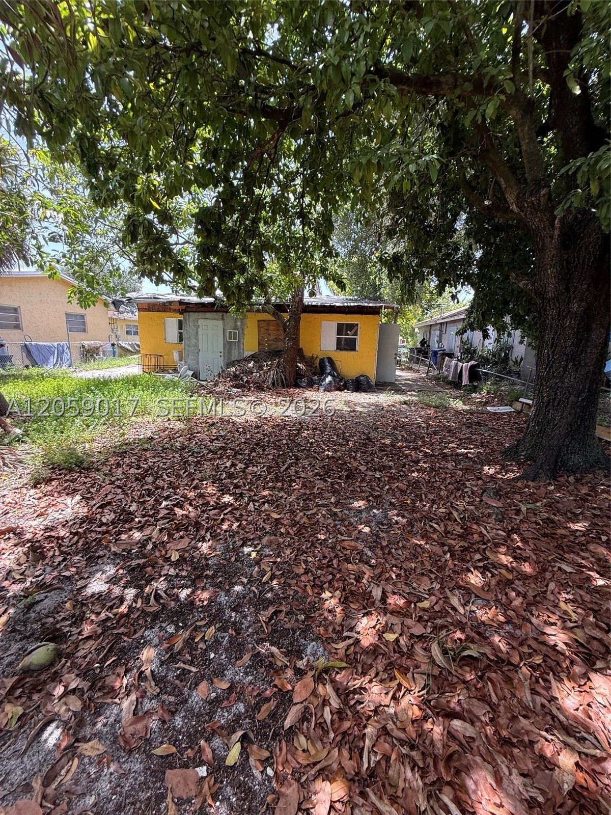 PINEWOOD PARK EXTENSION - Land