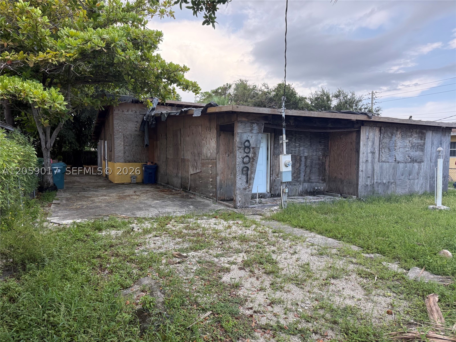 PINEWOOD PARK EXTENSION - Land