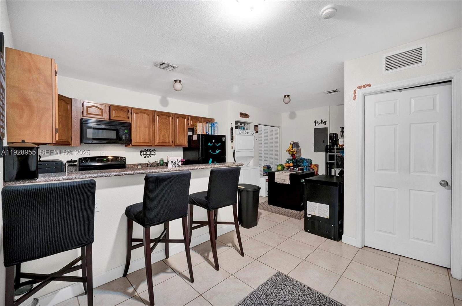 PARA VILLA HEIGHTS - Residential Income