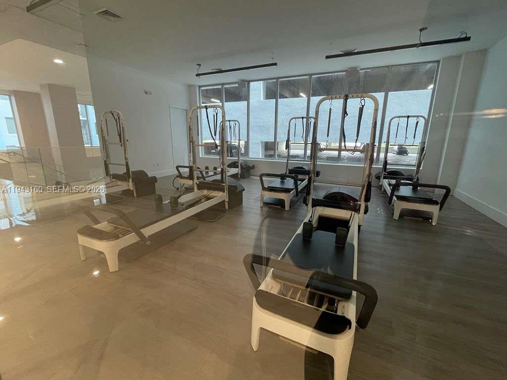 MIDTOWN DORAL CONDO 4 - Residential