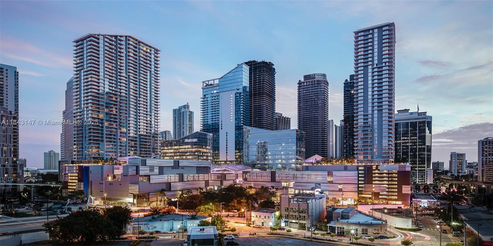 RISE CONDO - Residential