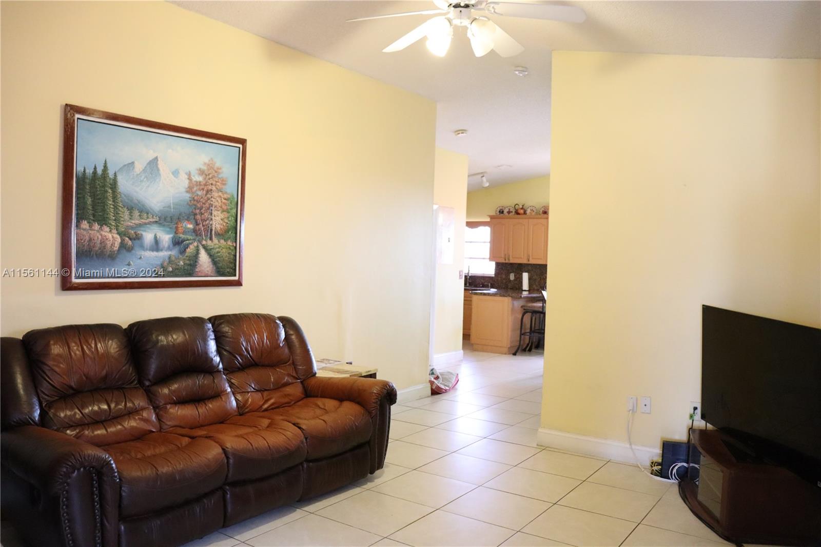 ROBLES GARDENS - Residential Lease