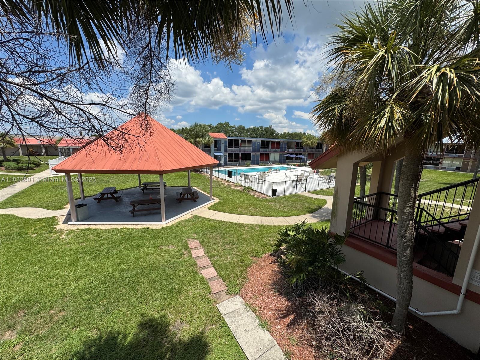 Tropicana Resort - Residential