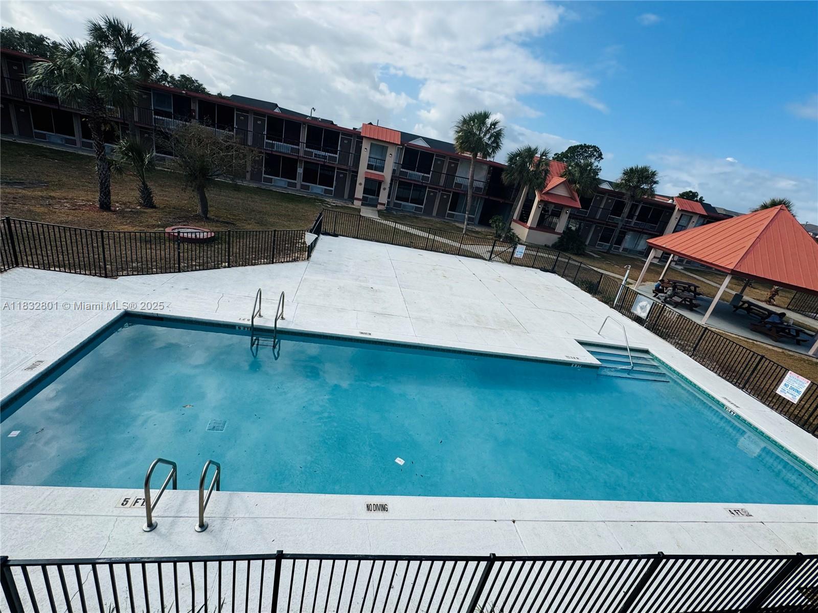 Tropicana Resort - Residential