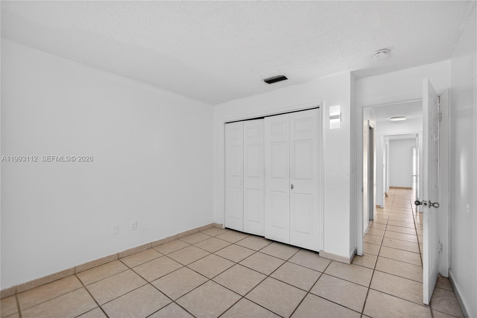 CALUSA CLUB ESTATES 3RD A - Residential