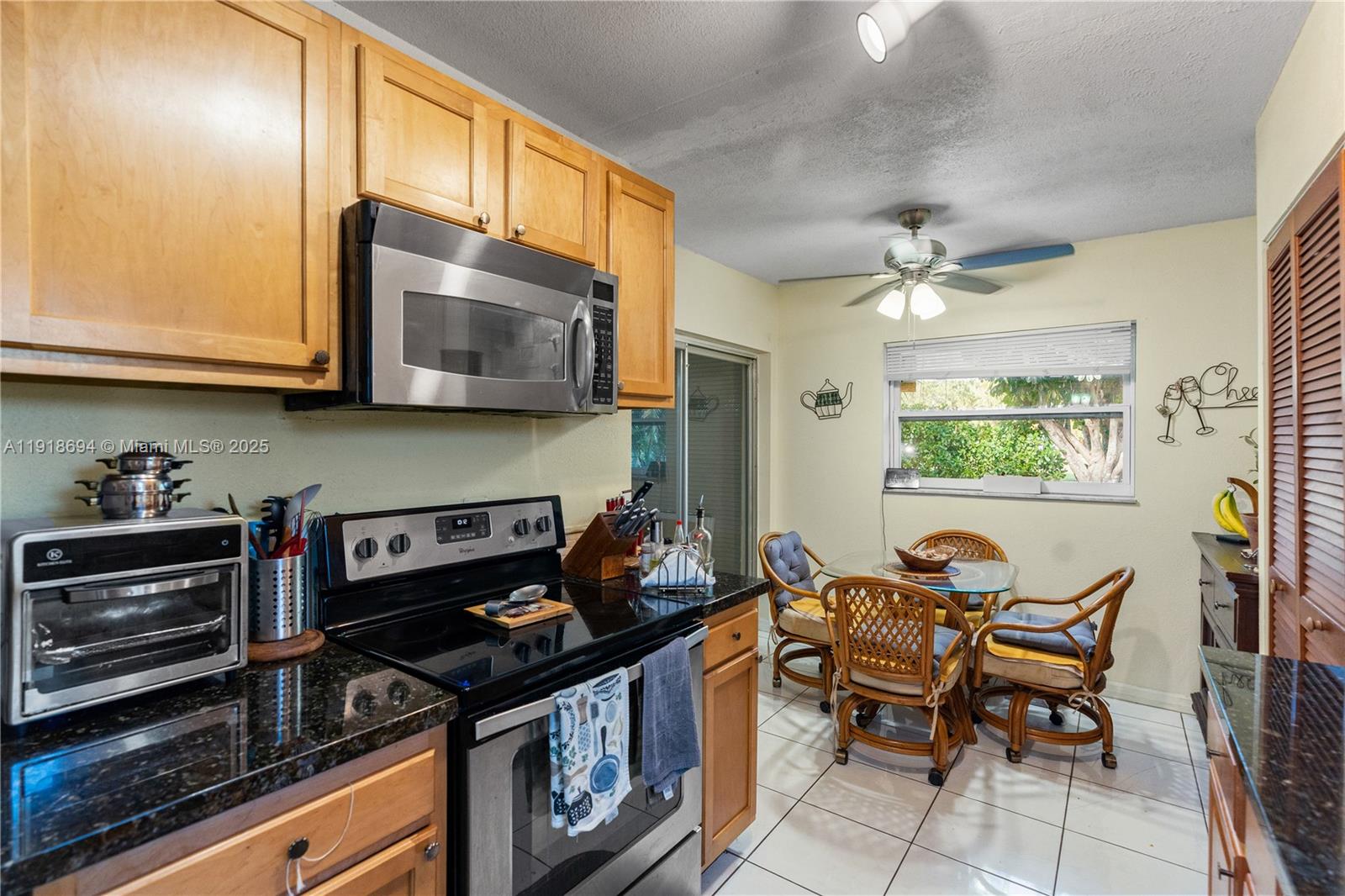 CANONGATE CONDOMINIUM - Residential