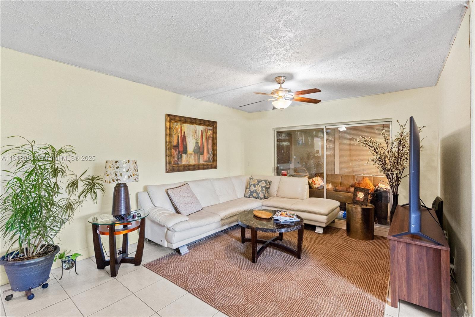 CANONGATE CONDOMINIUM - Residential