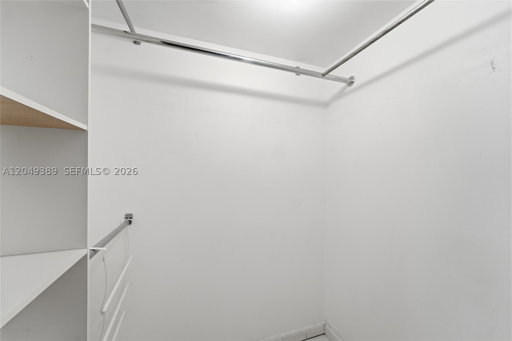 SOMERSET NO EIGHT CONDO - Residential