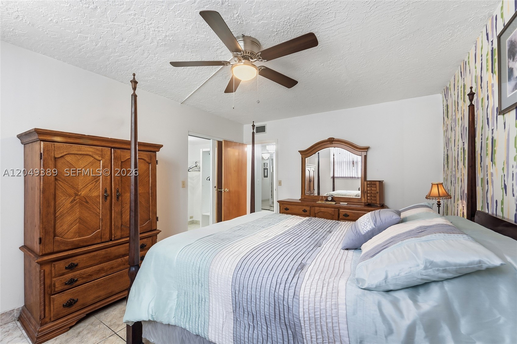 SOMERSET NO EIGHT CONDO - Residential