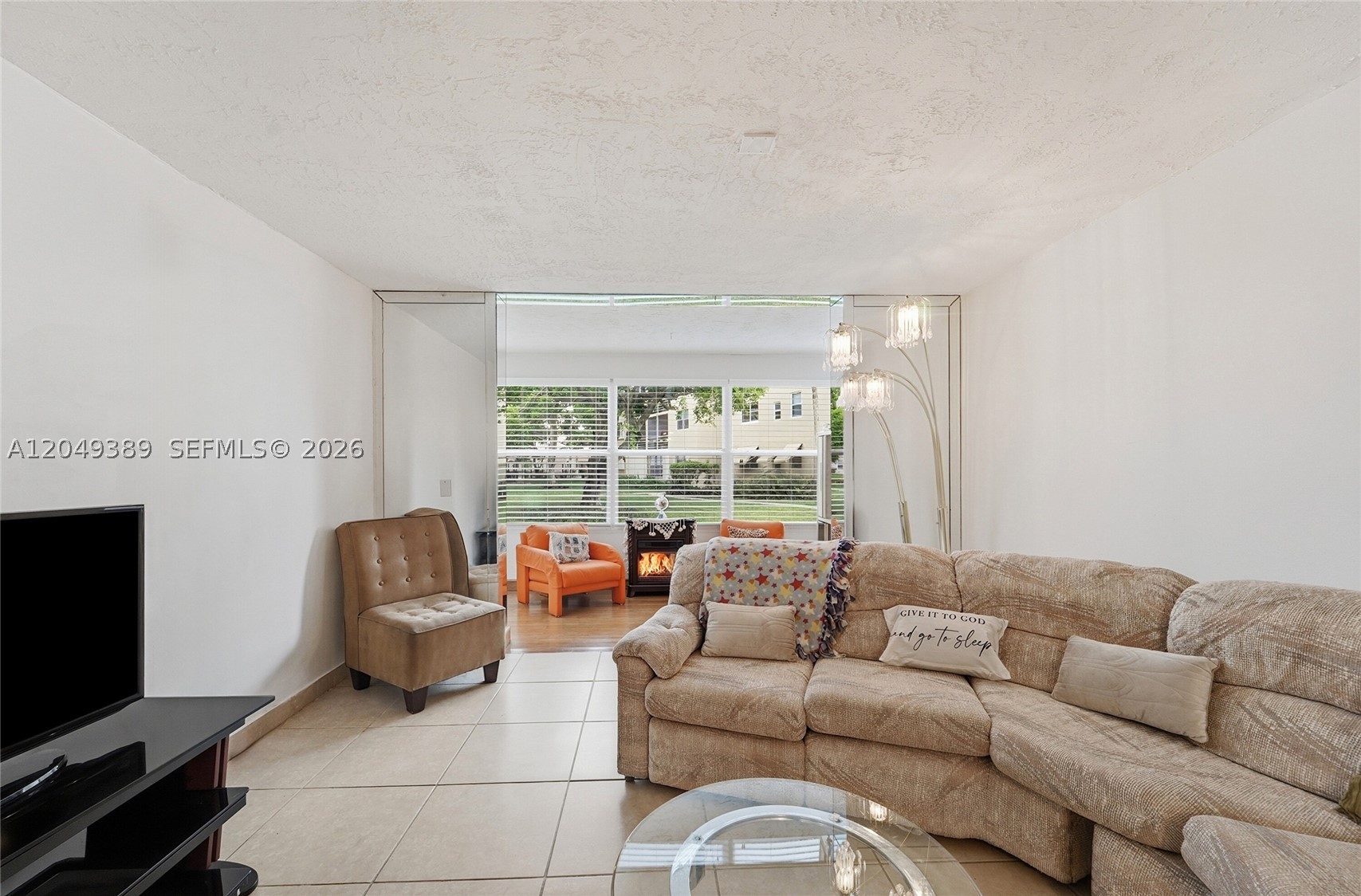 SOMERSET NO EIGHT CONDO - Residential