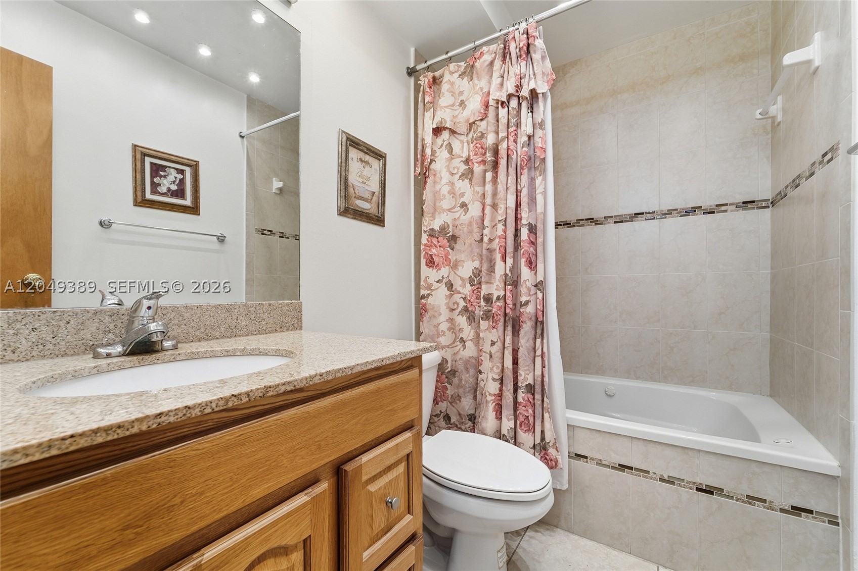 SOMERSET NO EIGHT CONDO - Residential