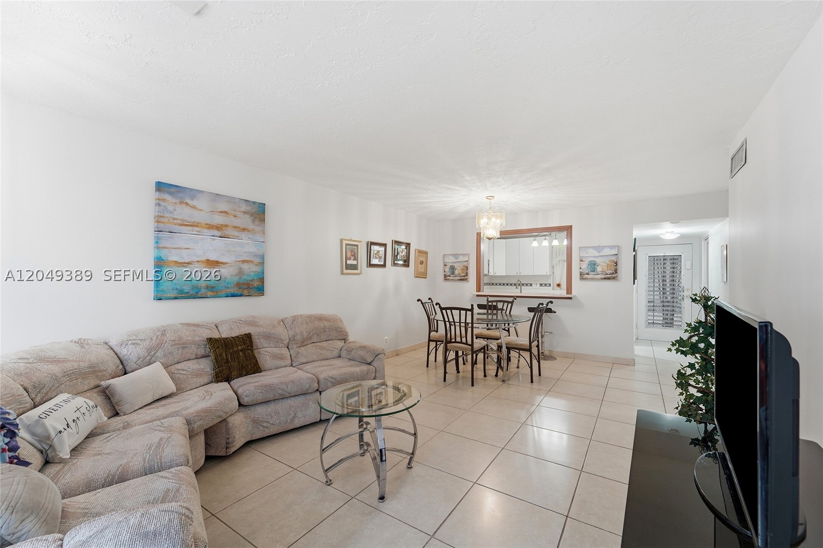 SOMERSET NO EIGHT CONDO - Residential