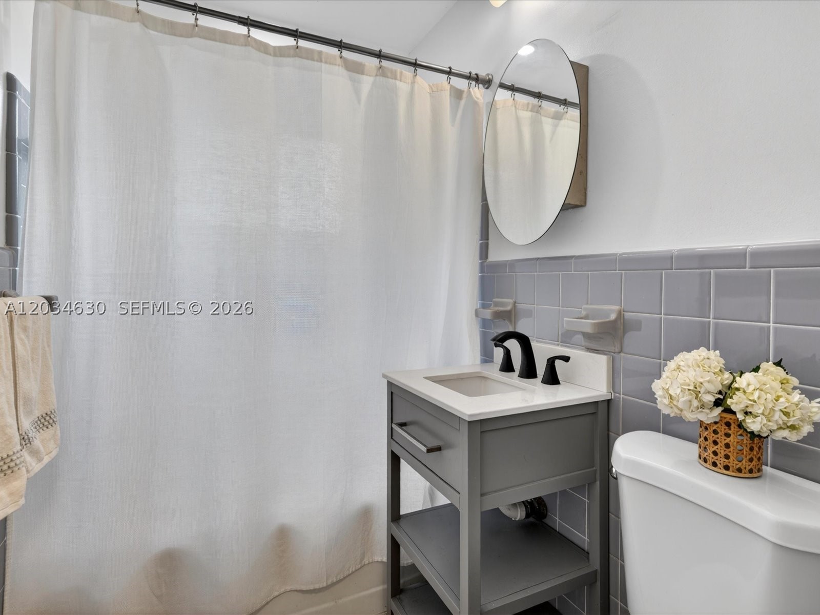 LUDLUM ESTATES - Residential Lease