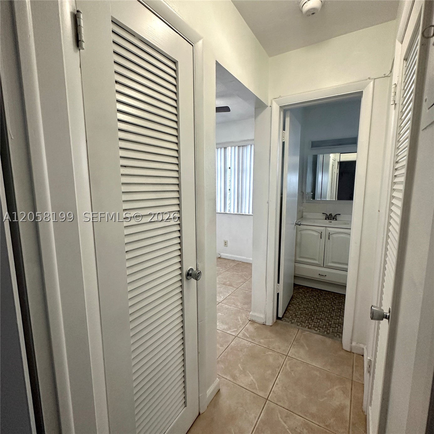 LARGUS CONDO - Residential