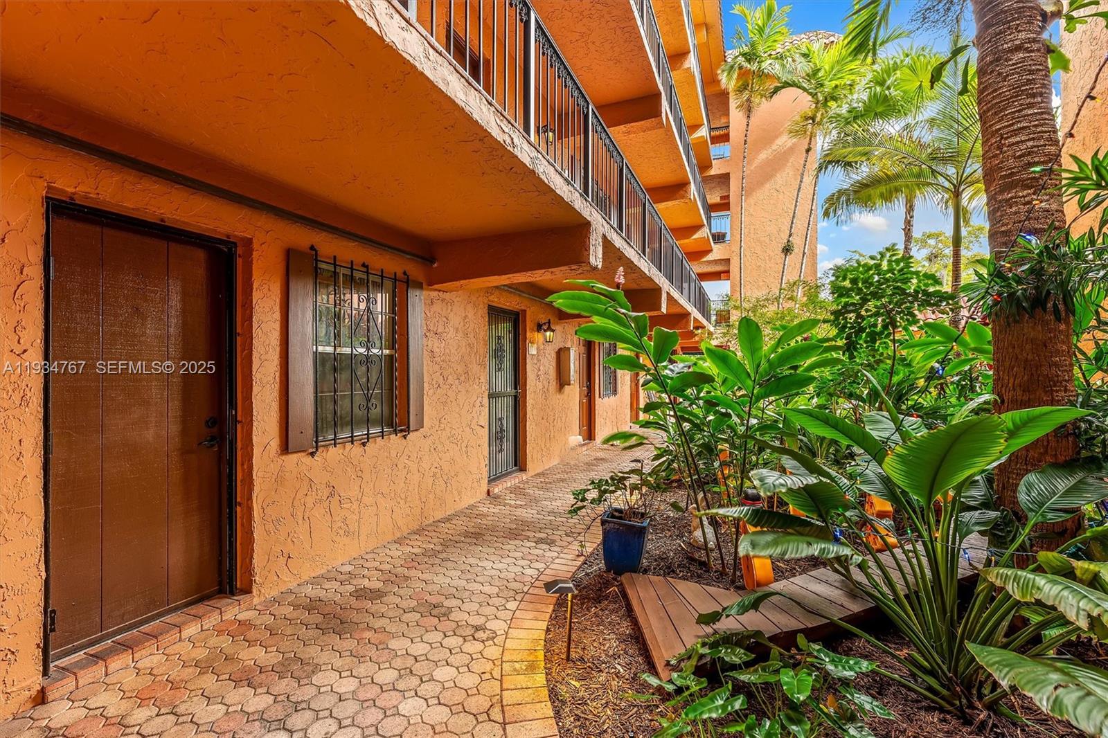 TENNIS CLUB TILDEN CONDO - Residential