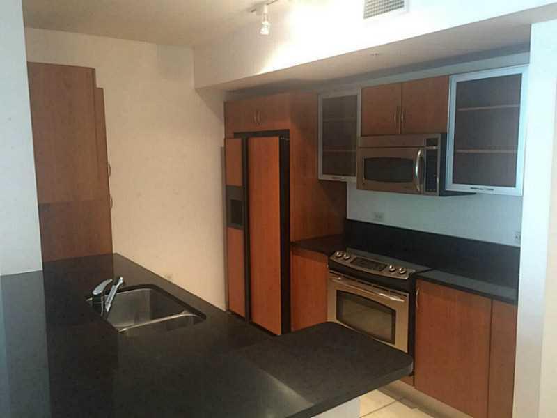 VENTURE AT AVENTURA EAST - Residential Lease