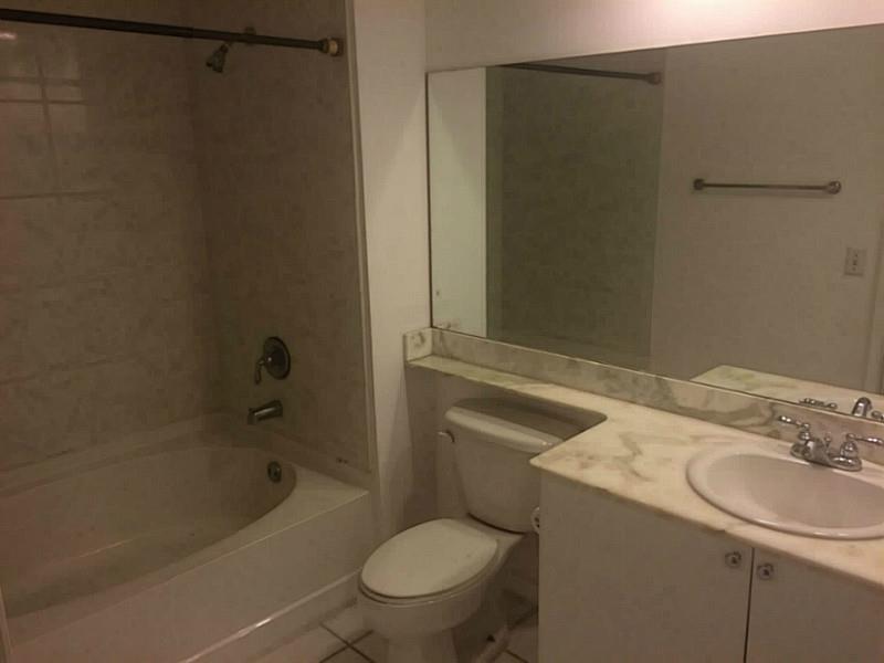 VENTURE AT AVENTURA EAST - Residential Lease