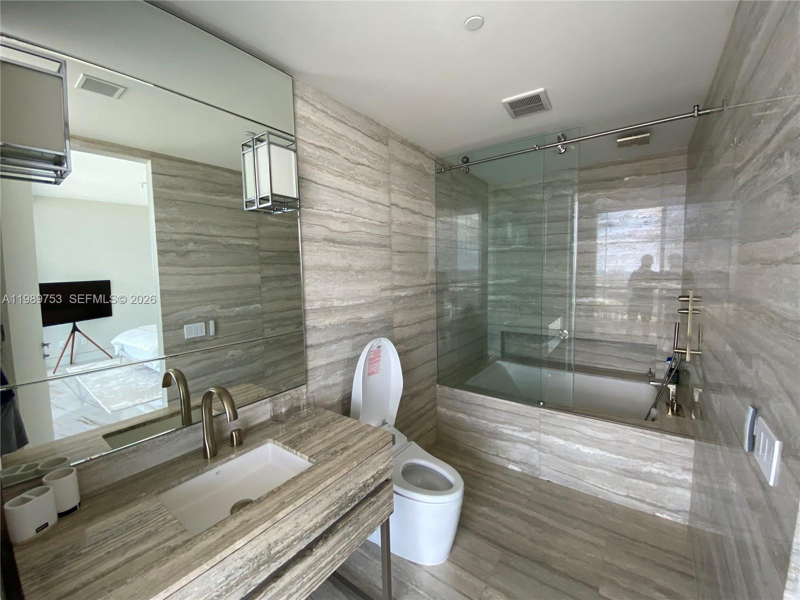 Residences by Armani/Casa - Residential